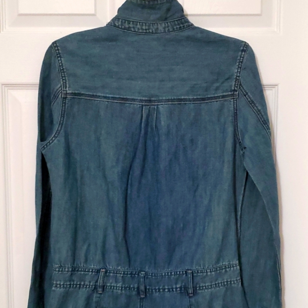 SOLD Abercrombie & Fitch Denim Shorts Jumpsuit, Size 6 - Picture 6 of 8